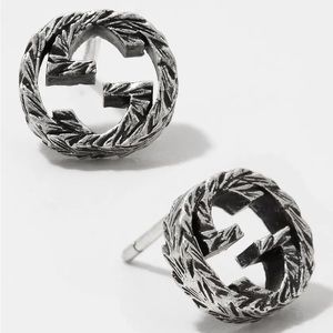 Gucci Interlocking G Stud Earrings || Aged Silver